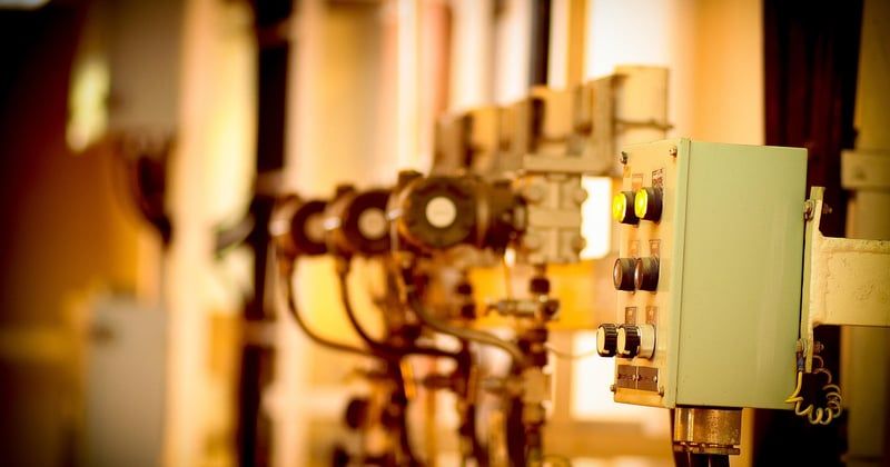 Remplacer un interrupteur simple par un variateur : le guide pas à pas